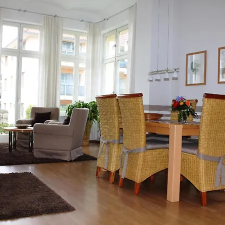 Appartement Appartemen In Trestaurierte Baedervilla Quisisana Heringsdorf (Usedom)