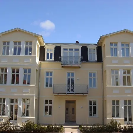 Apartment Appartemen In Trestaurierte Baedervilla Quisisana *